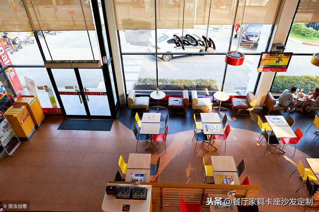 餐饮店的快餐桌椅尺寸是多少？麦当劳和康师傅的桌椅尺寸一样吗？