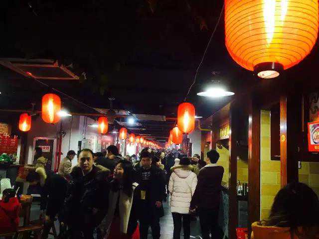 明晚起 芜湖这个地方就挤不动人了