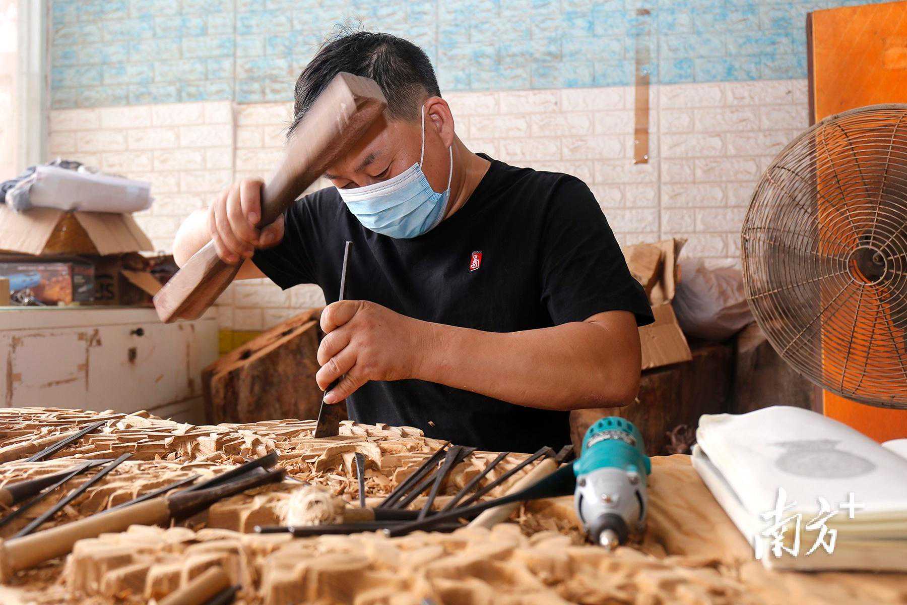 中山鸿发红木家具：从一间厂到一个镇域品牌