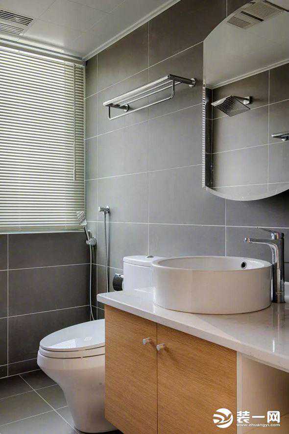 浴室柜安装多高合适？怎样安装才能最适合我们使用？