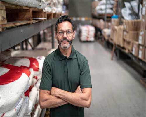 神奇，旧船木还能做家具？老船木的魅力到底在哪？