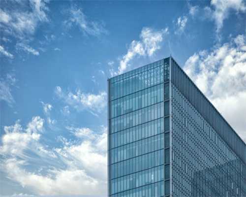 上下床还能这样打，一家6口只要一间卧室就够用了，占地面积小