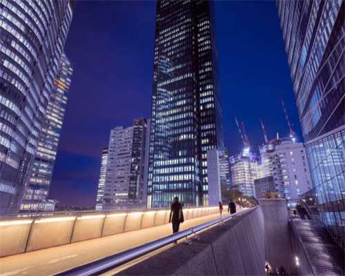 丢掉钥匙，用易锁宝智能锁套装，享受更加安全便捷的开锁体验