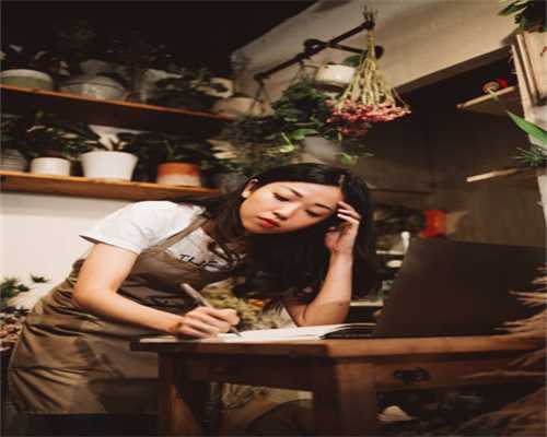 德维尔荣膺“2023年度中国定制家居行业百强”