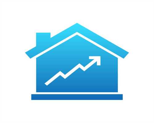 广西，三个孩子正在双层床上尽情玩耍