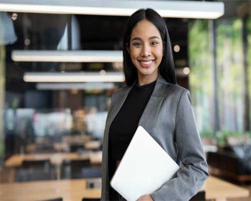 如何选购现代极简休闲椅？哪个品牌值得买？